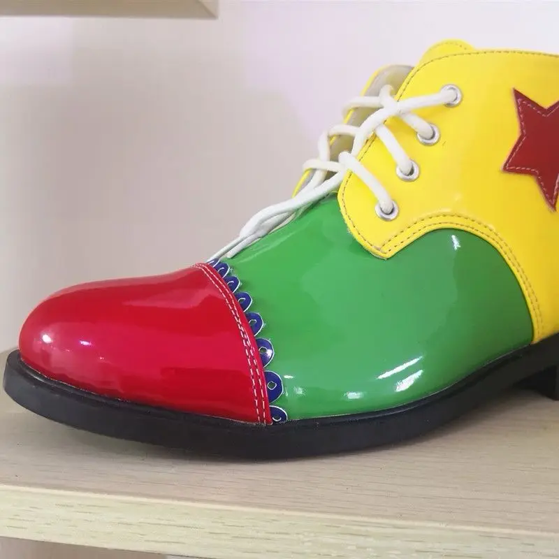 2024 New Men Clown Role Play Supplies Artistic Performance and Show Shoes Cool