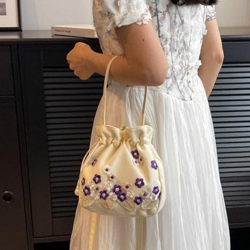 Fashionable One Shoulder Bucket Bag New Embroidered Casual Crossbody Bag image 4