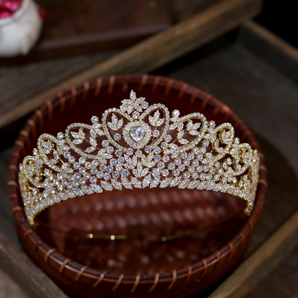 Mới Tinh Cô Dâu Vương Miện Và Tiaras Vàng Hình Trái Tim Couronne Mũ Đợi Đầu Đa Năng Dành Cho Nữ Cưới Cô Dâu Phụ Kiện Tóc Trang Sức