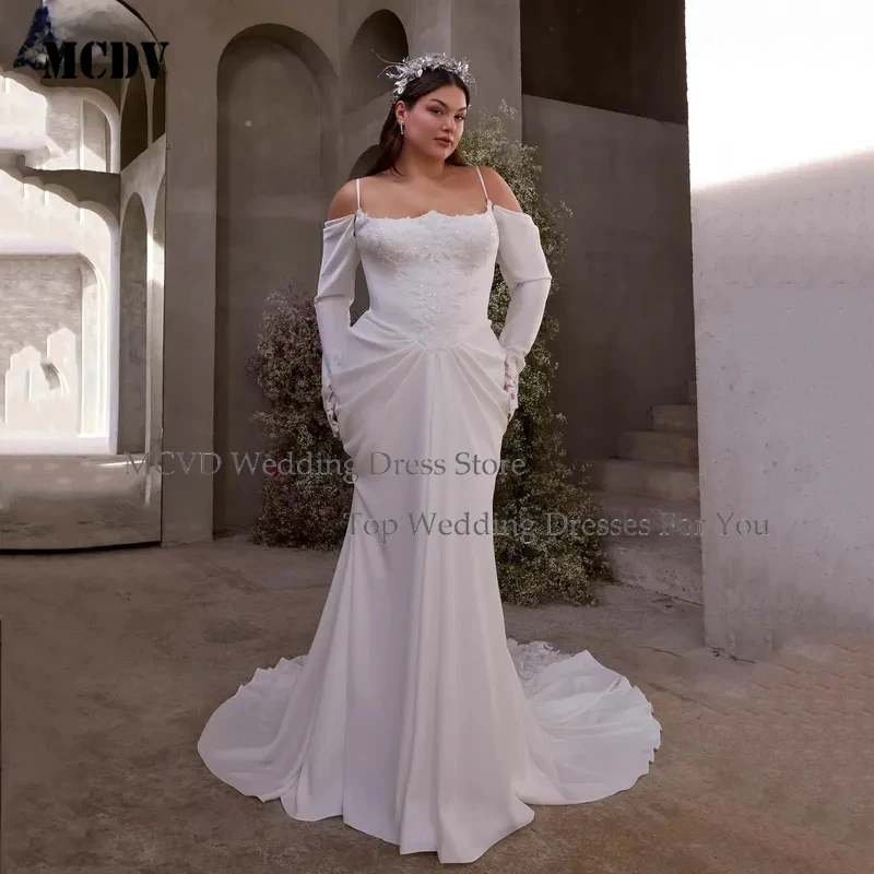 

Customized Plus Size Wedding Dress with Detachable Long Sleeves and Spaghetti Straps Satin Backless Bridal Gown Elegant Bride