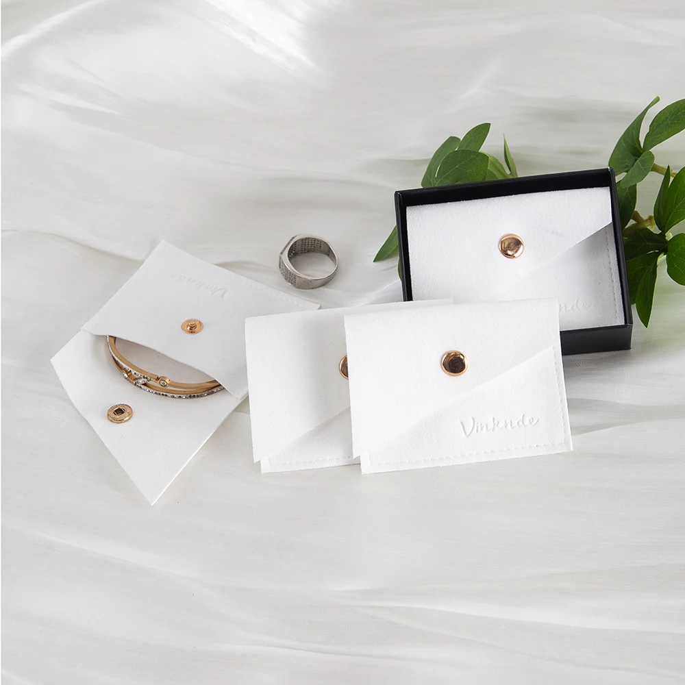 

Luxury Custom Emboss Jewelry Insert Bag Packaging Microfiber Flap Necklace Bracelet Snap Pouch With Logo Wedding Party Gift Sack