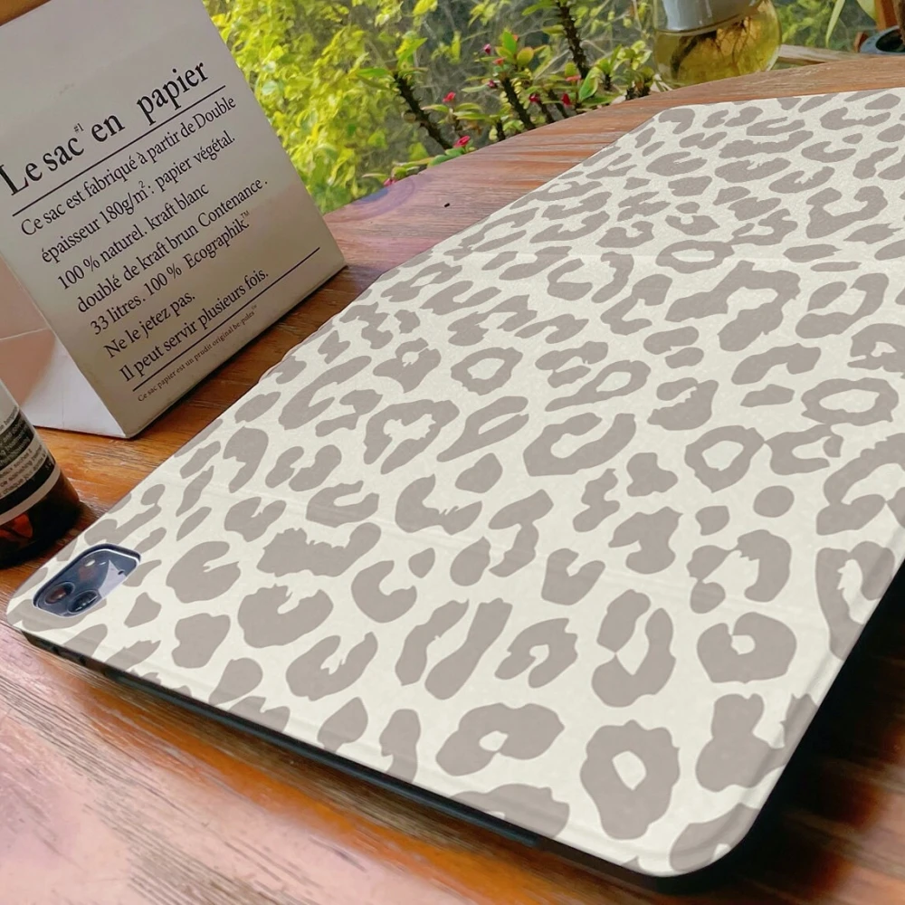 For iPad Air 4 10.9 3 Case For Ipad 10.2 Pro 10.5 11 2021 9.7 Mini 5 6 with Pencil Holder Grey Leopard Print Leather Funda Cover