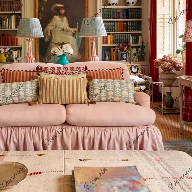 B80 French Retro Pink Velvet Fabric Sofa With Skirt Edge Straight Row Small Apartment Hotel Vintage Style