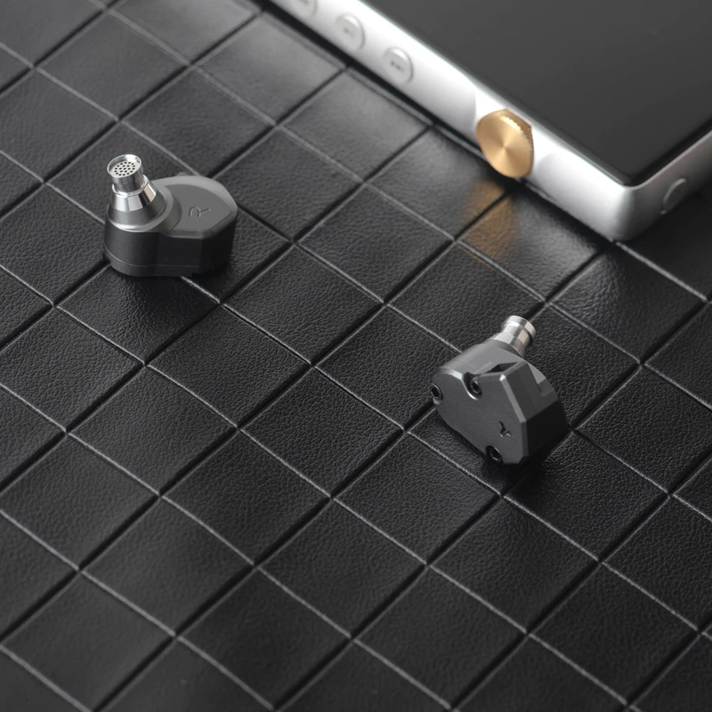 TINHIFI C2 IEM 10 مللي متر LCP الحجاب الحاجز الديناميكي DD سائق سماعات HiFi في الأذن الموسيقى DJ باس سماعة 0.78 مللي متر 2Pin CNC المعادن