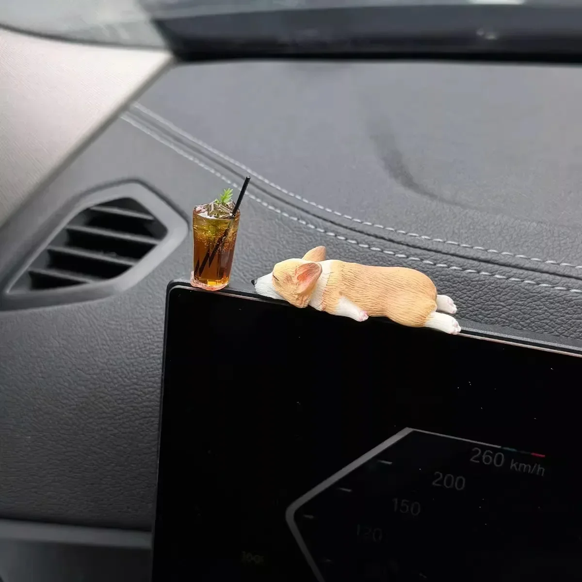 Creative Mini Sleeping Corgi Car Ornament Center Console Decoration Simulation Cute Resin Animal Doll Car Interior  Adorns