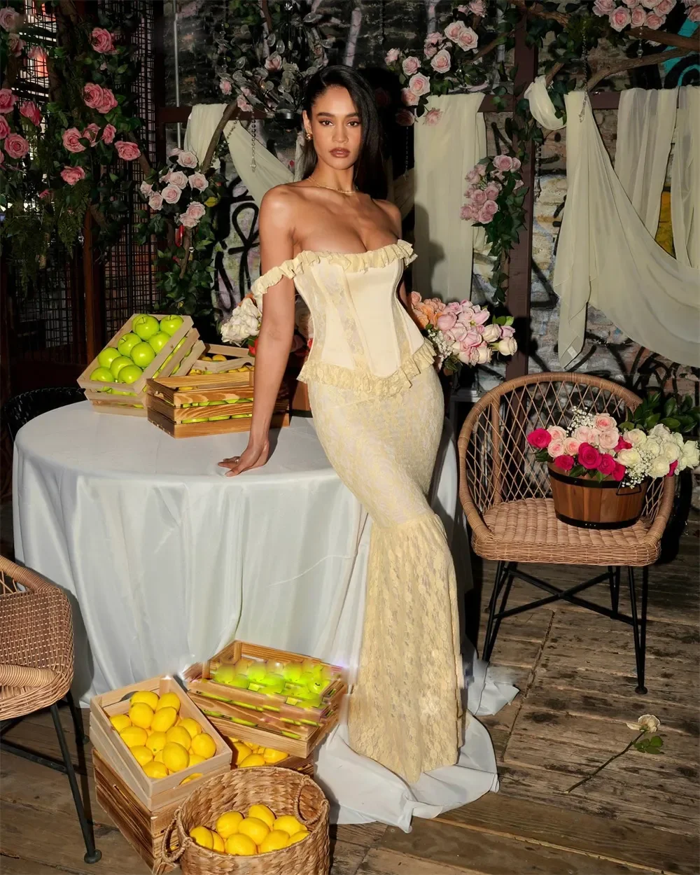 

Customized 2024 Sexy Yellow Lace Straight Evening Dresses Draped Off Shoulder Bodycon Prom Gown Ruffles Robe De Soiree Floor-Len