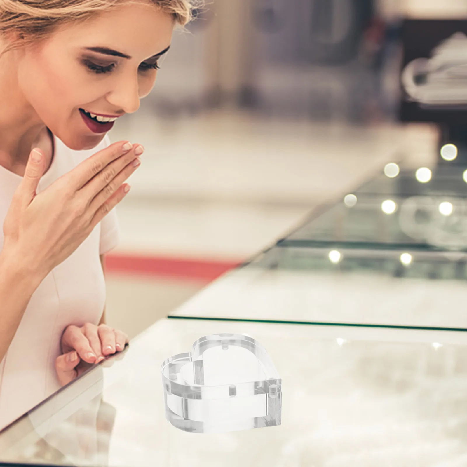 

Transparent Acrylic Heart Jewelry Box Elegant Wedding Ring Holder for Engagement Proposal Storage Small Organizer Case
