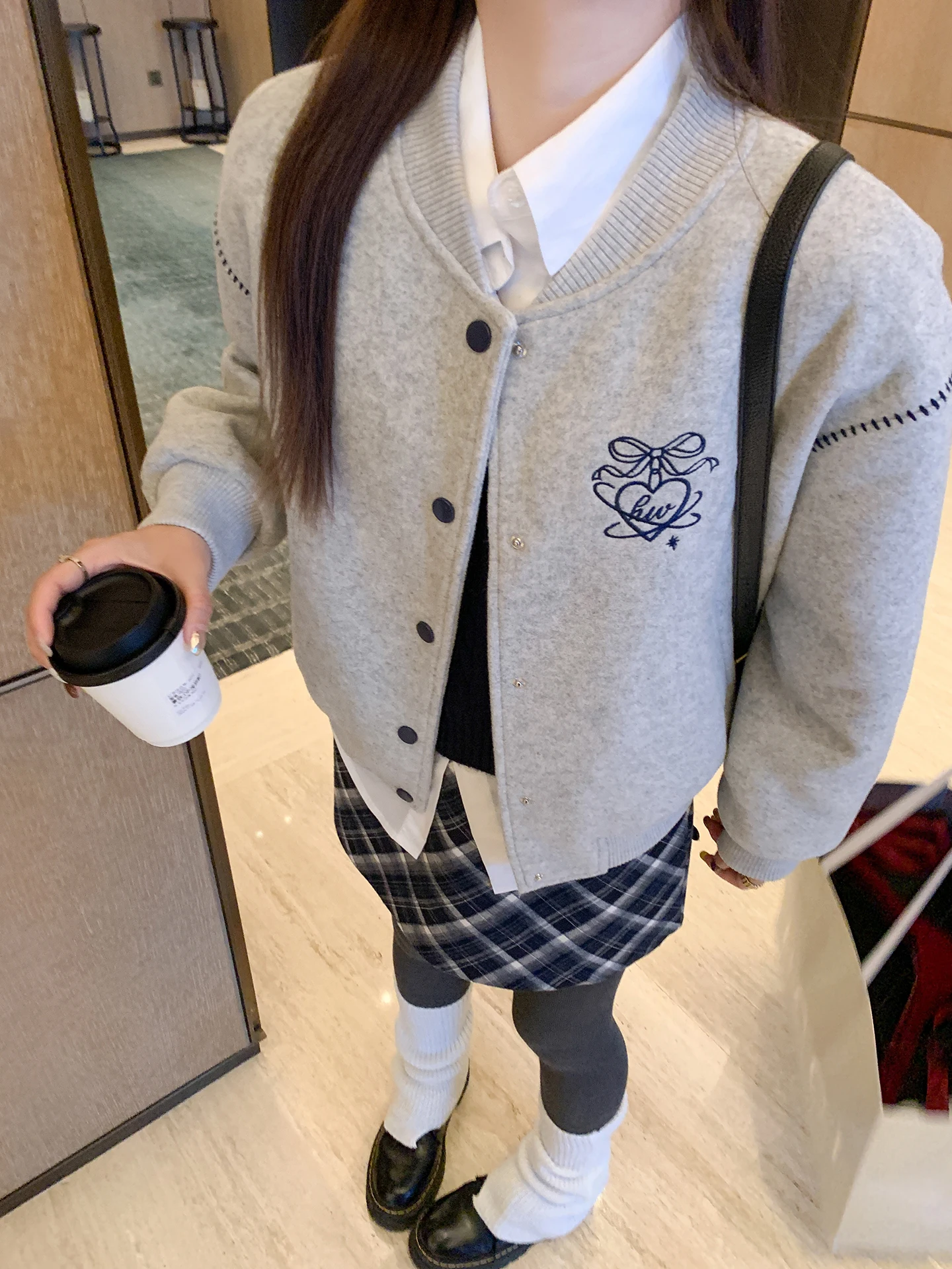 

Zeng Xiao Salted корейский бейсбольный джет женский тонкий теплый хлопок с вышивкой верхняя одежда зимнее пальто