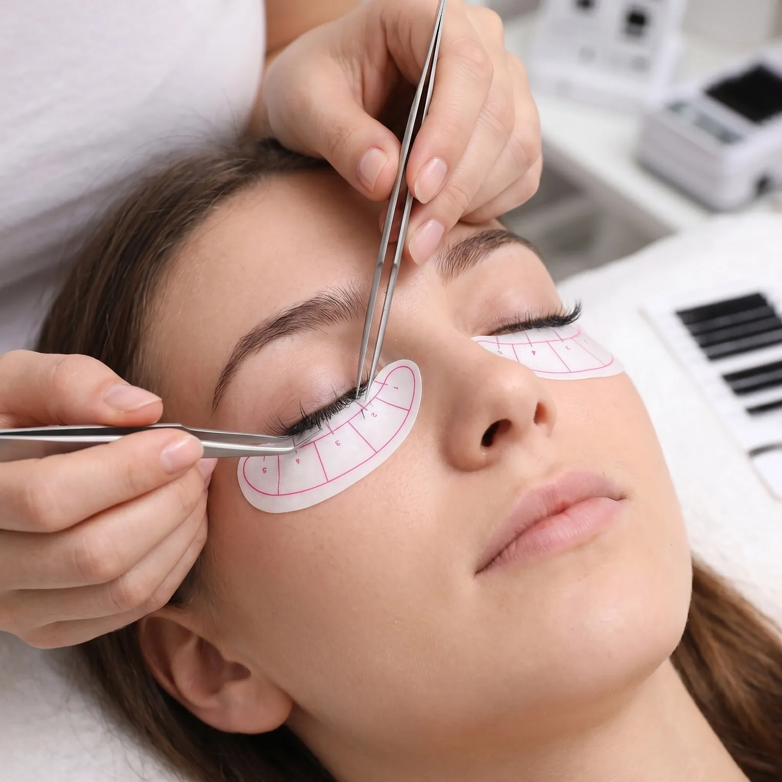 10 Sheets Eyelash Extension Stickers Isolation Pads for Dark Circle and Puffiness Protection Lint Free Design