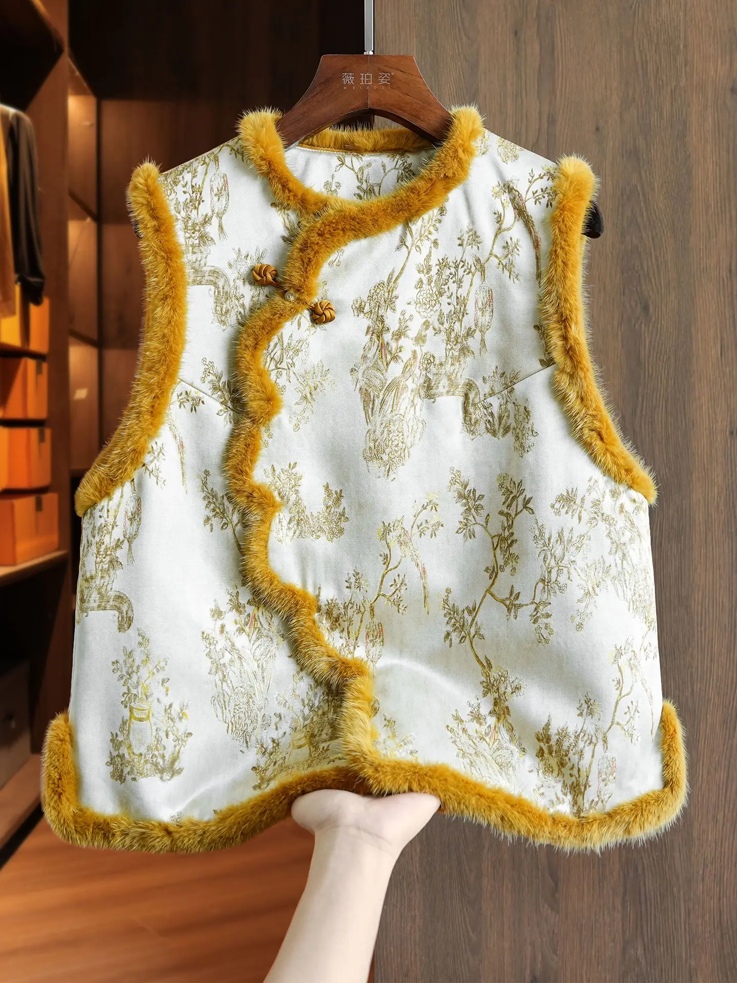 Cappotto gilet imbottito senza maniche con fiori stampati gialli patchwork di pelliccia da donna autunno inverno, cappotti gilet con motivo floreale vintage da donna