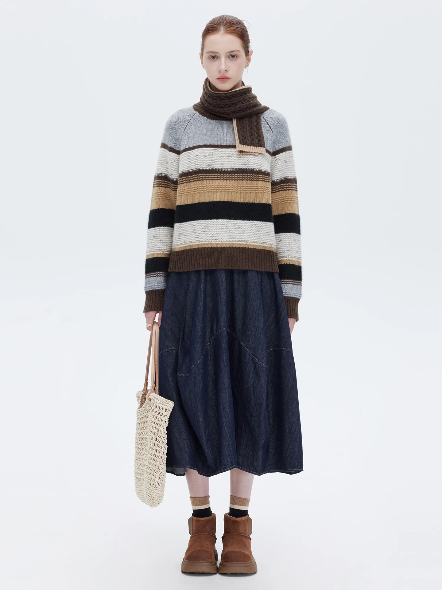 

Queen Australian Wool Blend adient Color Blo Long Sve Women's Knitted Sweater round Ne oulder Insert Design Commut...