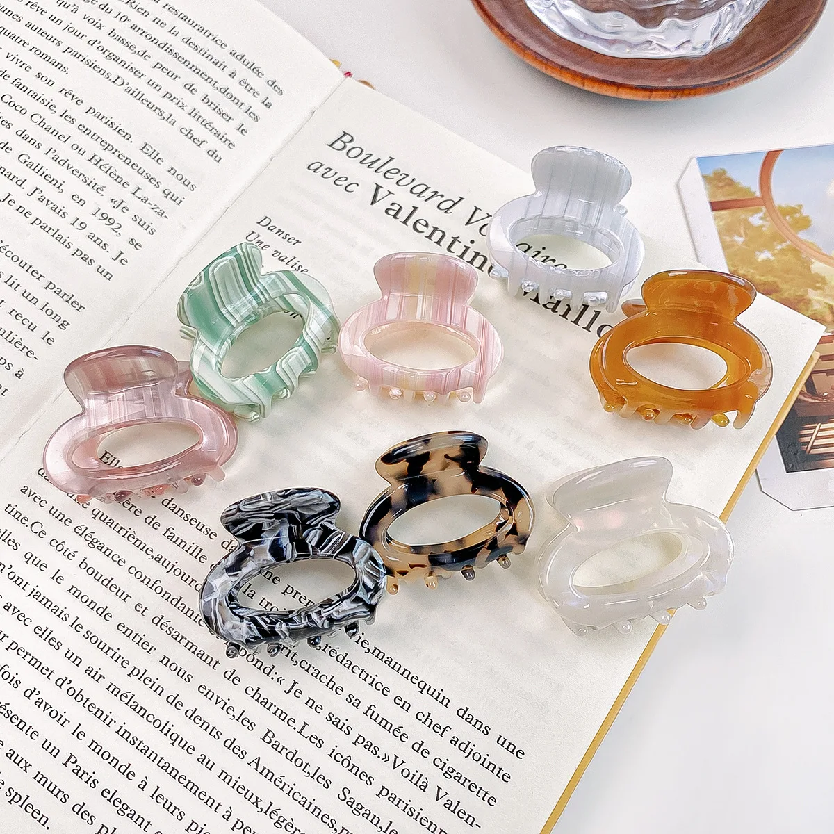 Striped Acetic Acid Small Grab Clip, Female High Ponytail Fixed Artifact Bangs Clip Braided Hair Clip Broken Hair Clip, Hairpin image 2
