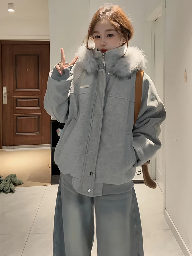 

Classic ey Thiened Winter Cotton Jaet with Fur Collar And Hood Youth Faion Warm Polyester Fiber Long Sve Coat