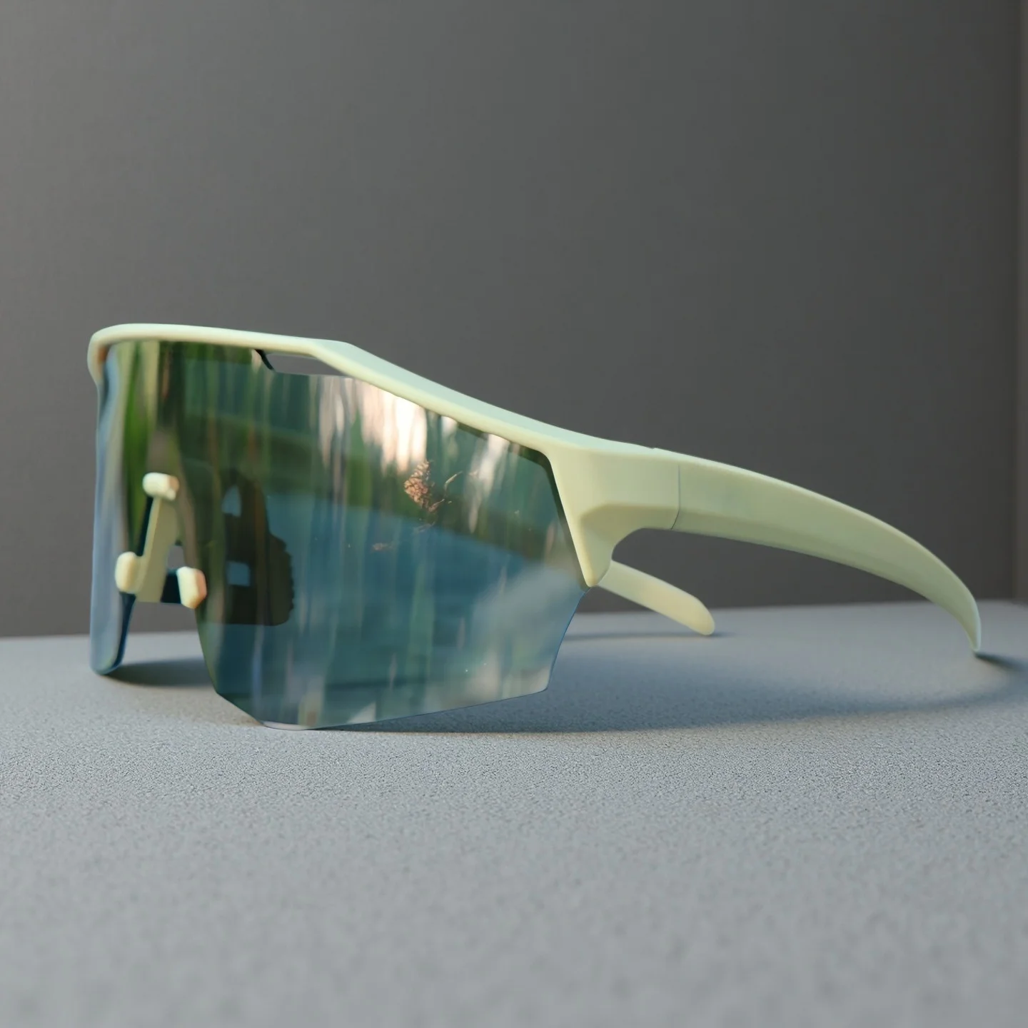 

Luxury Brand Outdoor Glasses Hiking & Cycling Goggles Outdoor Sports Sunglasses Windproof Glasses Lightweight Frames Gifts