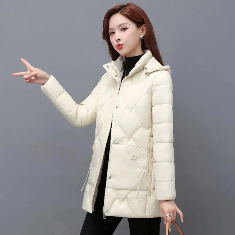 2025 Herfst Winter Warm Puffer Jas Lange mouwen Parka Nieuwe Capuchon Vrouwen Katoen gewatteerde Tops Moeder Bovenkleding