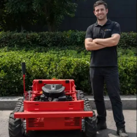 

600mm Cutting Width ZNW-600 Crawler Lawn Mower Light Compact Structure Remote Control All Terrain Mower Easy Shipment For Agricu