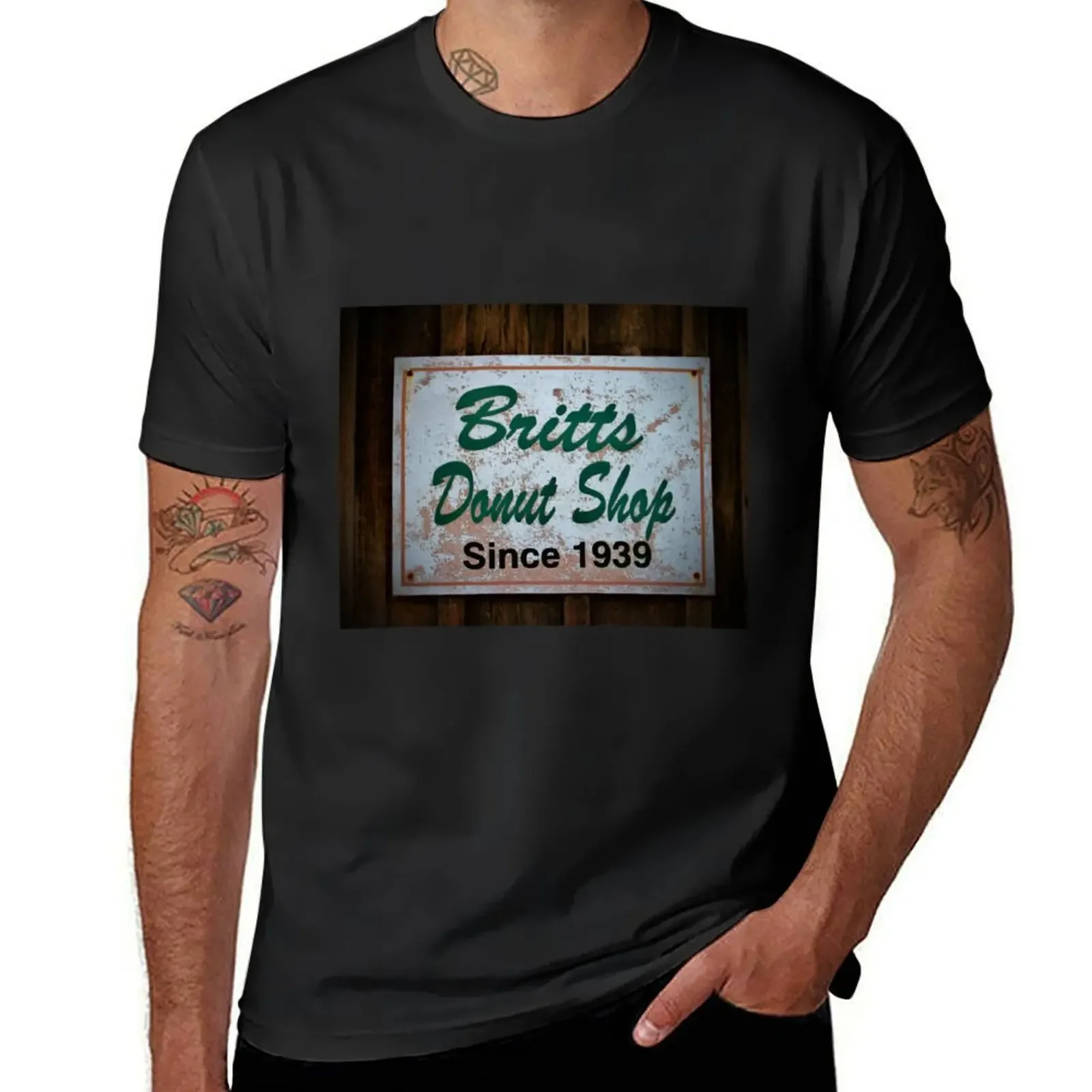 Britt's Donut Shop Sign 1 T-Shirt summer top quick drying tops custom shirt Short sleeve tee men