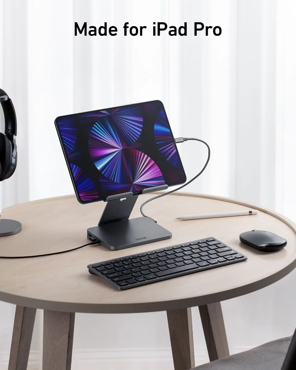 Рисунок 2 - Док-станция Anker 551 8-в-1 со складной подставкой