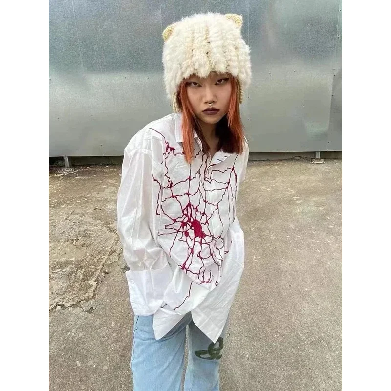 بلوزة كوساهيكي كلاسيكية مطرزة على شبكة العنكبوت بأكمام طويلة قمصان نسائية هاراجوكو Y2k بلوزات الجرونج الجمالية قميص أبيض