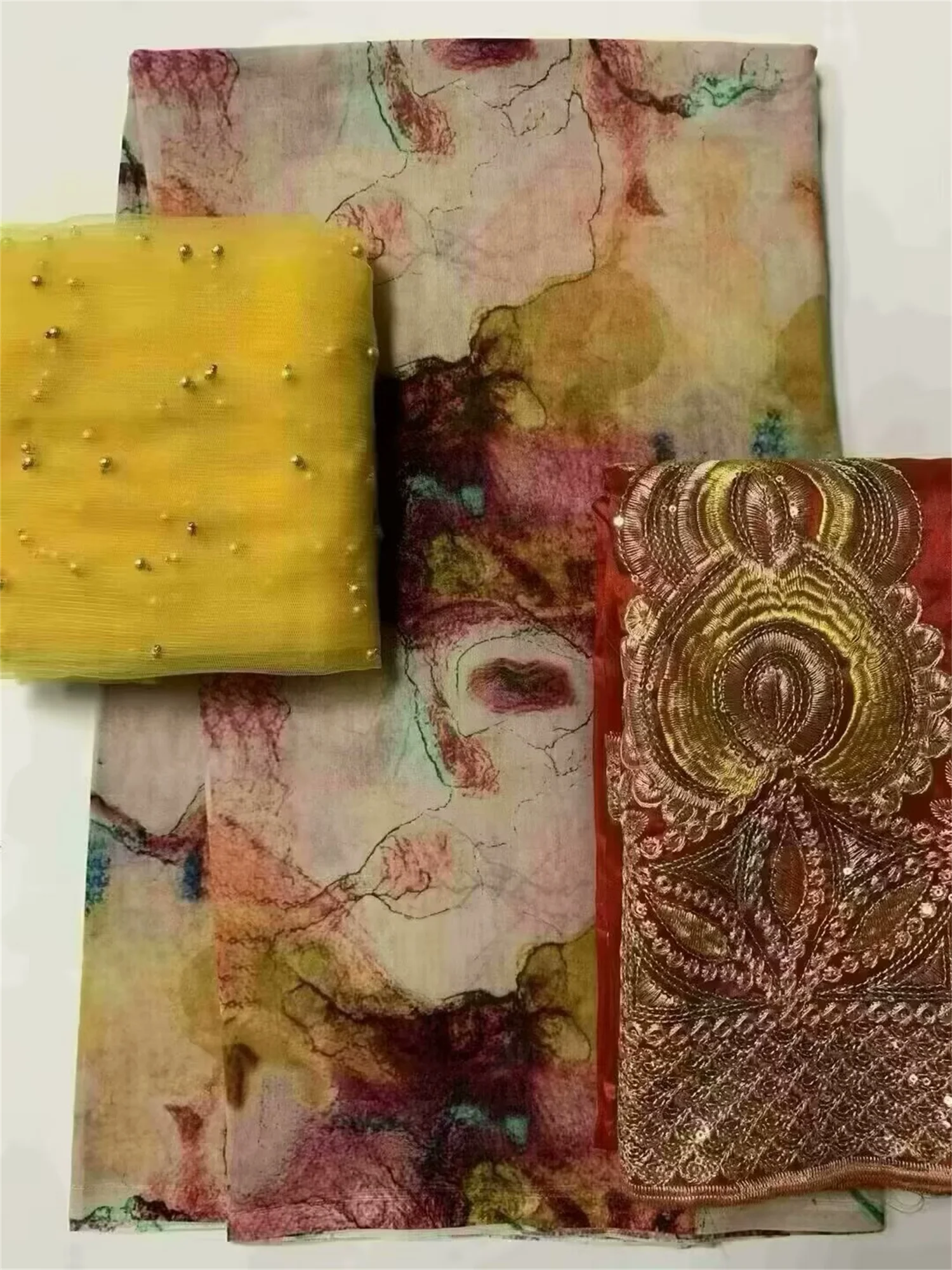 

2025 красивая 2 + 5 + 2 ярда африканского кружева высокого качества с принтом хлопковая швейцарская вуаль ткань соответствующая ткань Джорджа и комплект шарфов из бисера