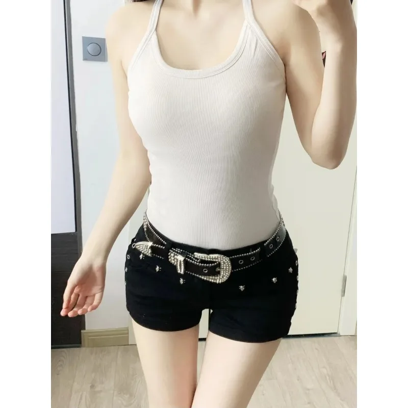 

Винтажные джинсовые шорты Y2K с низкой талией для женщин, в готическом стиле, с черными черепами и заклепками, ультракороткие шорты в стиле Харадзюку, уличная мода, короткие джинсы