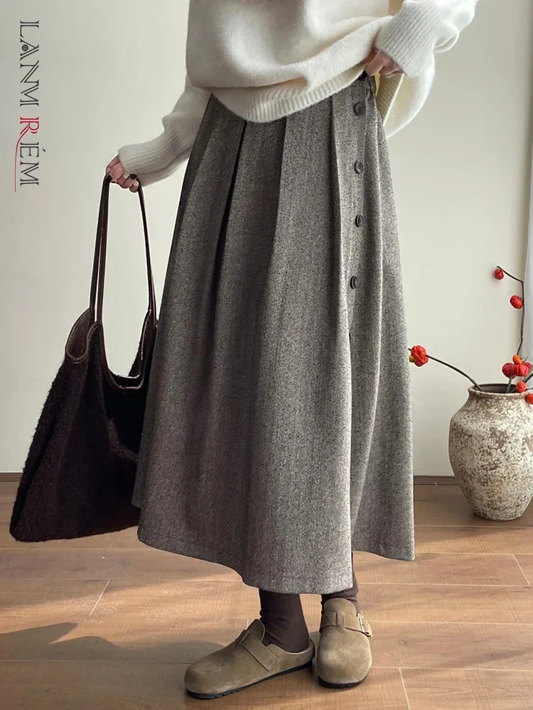 

[LANMREM] Button Design Pleated Skirt Women's High Waist A-line Mid-length Office Lady Minimalism Skirts 2024 Winter New 26C1120