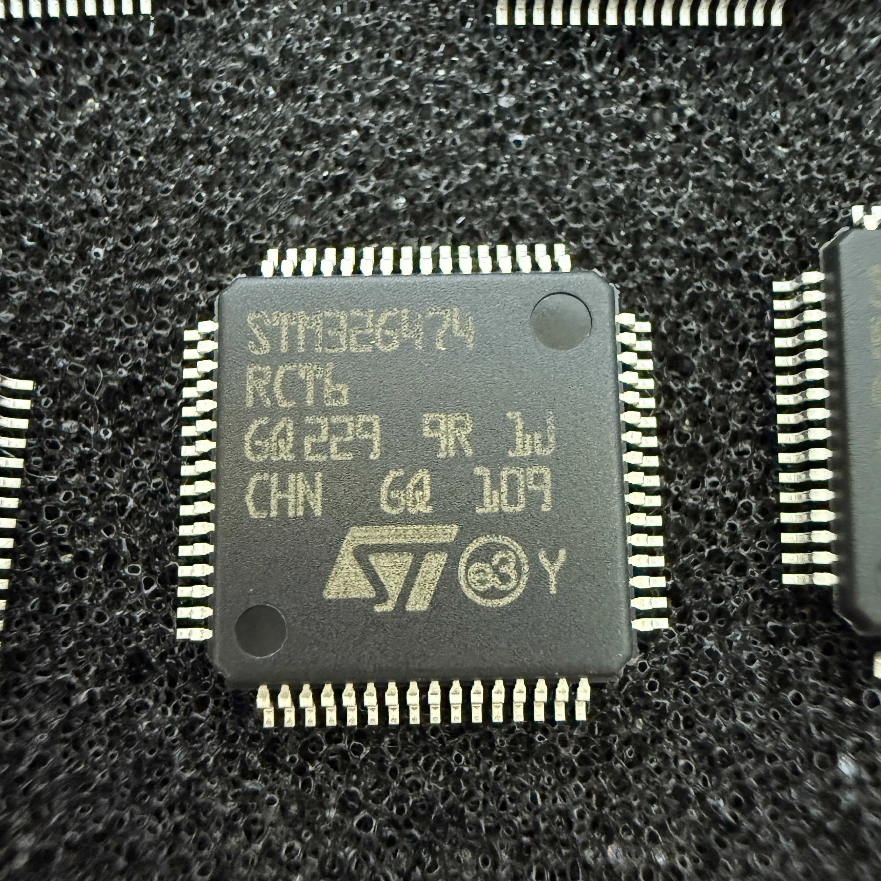 5PCS/LOT STM32G474RCT6 (Microcontrollers)
