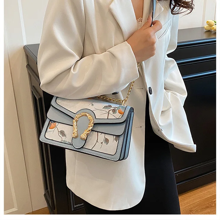 

Chic Luxury Embroidered Small Square Bag - Women's Chain Shoulder/Crossbody Bag, Elegant Casual Trendy Outfits
