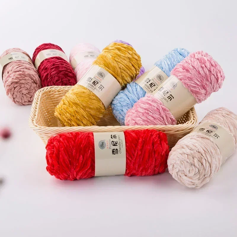 100g /Roll Polyester Velvet Yarn Crochet Knitting Yarn Soft Baby Yarns Chenille Yarn DIY Hand-Knitted Sweater Wool Yarns 120M