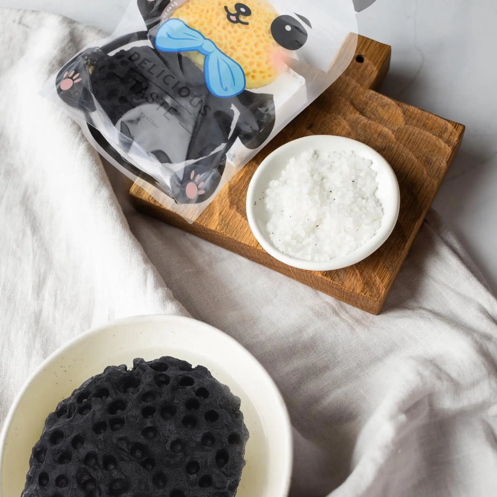 2Pcs Greek Seaweed Bath Ball Sponge Honeycomb Texture Body Scrubber Face Cleaning Sponge Soft Skin Friendly Exfoliating Bathing
