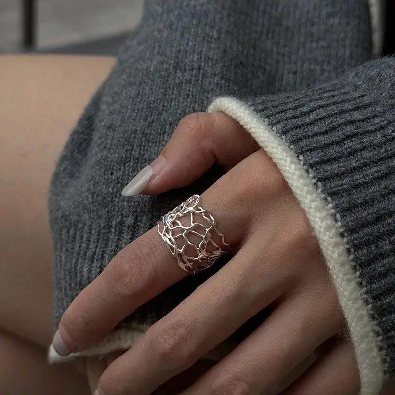 حار بيع تصميم شبكي مع خطوط بسيطة نمط عصري وبسيط قابل للتعديل للأزواج هدايا مجوهرات الحفلات السميكة #2