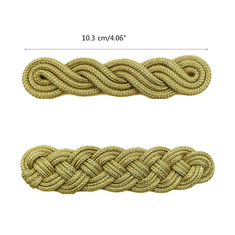 Рисунок 6 - Кардиган с ткаными узлами и пуговицами ручной работы