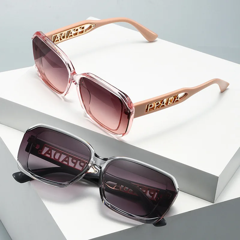 

2025New European Designer Vintage Square Frame Sunglasses Metal Hollow Legs UV400 Polarized Face-Slimming Gradient Tinted Lenses