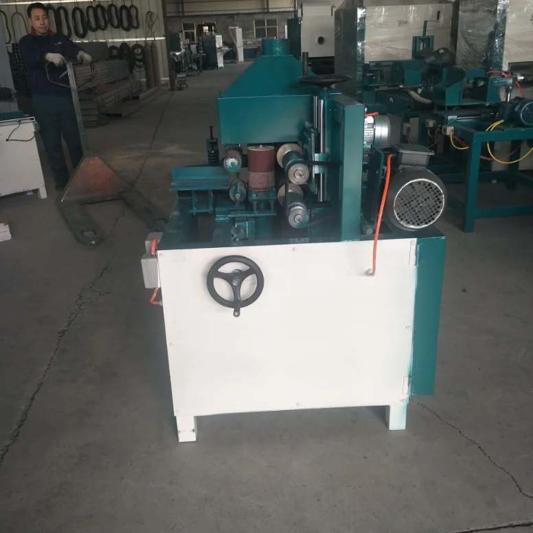 

Деревообработка Четырехсторонний шлифовальный станок Ленточный станок из цельного дерева Полностью автоматический деревообрабатывающий четырехсторонний шлифовальный станок