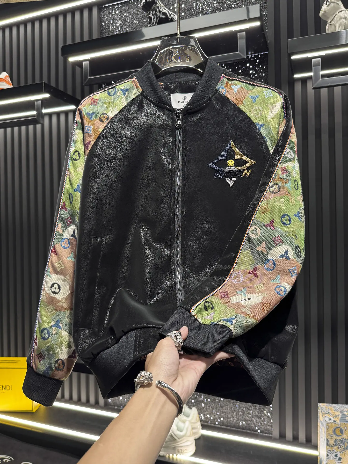 

Мужская высококачественная повседневная куртка с вышивкой, новинка осени 2024, трендовая брендовая легкая роскошная бейсбольная куртка, мужская