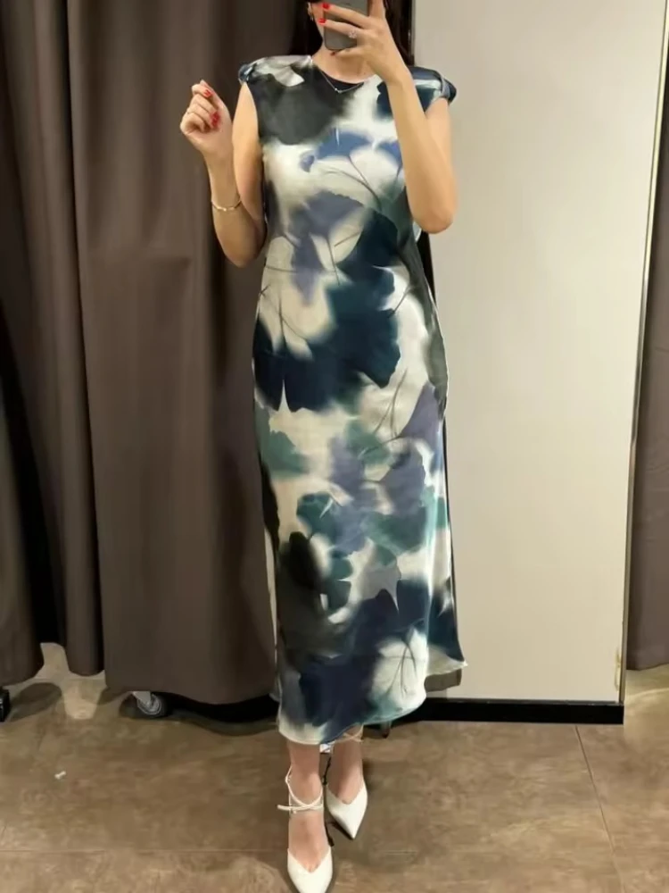 レディース サテンテクスチャプリント ミディドレス ラウンドネック ノースリーブ ショルダーパッド バックスリット 隠しボタン Aラインドレス 春夏 新作 女性用 シック トップス