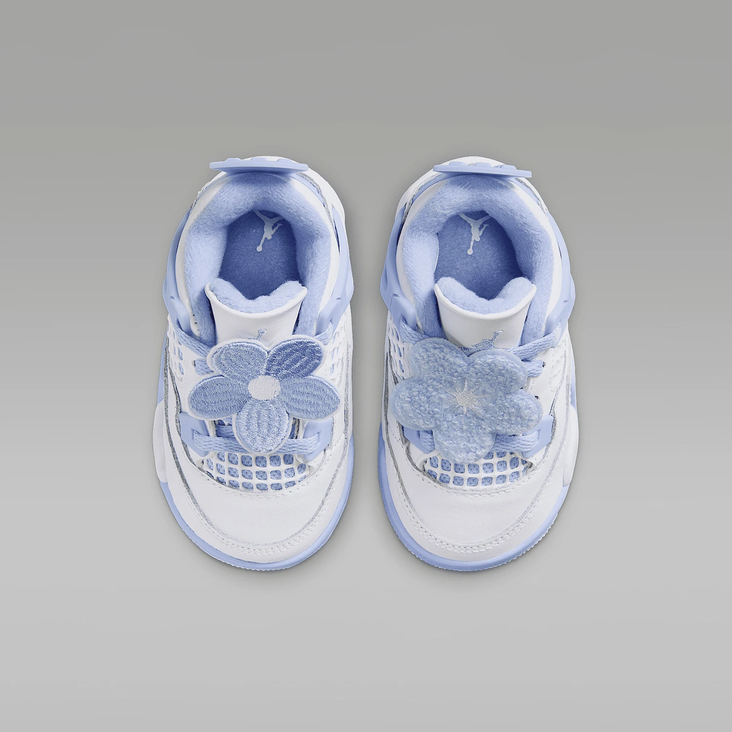 حذاء كرة السلة Nike Authentic JORDAN Infant خفيف الوزن وجيد التهوية IB8961-100