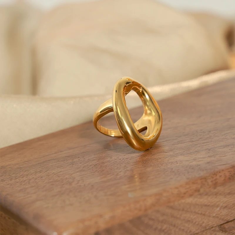 Nivora High Quality Stainless Steel Hollow Oval Rings For Women PVD Gold Plated Finger Rings Women Anillos Jewelry