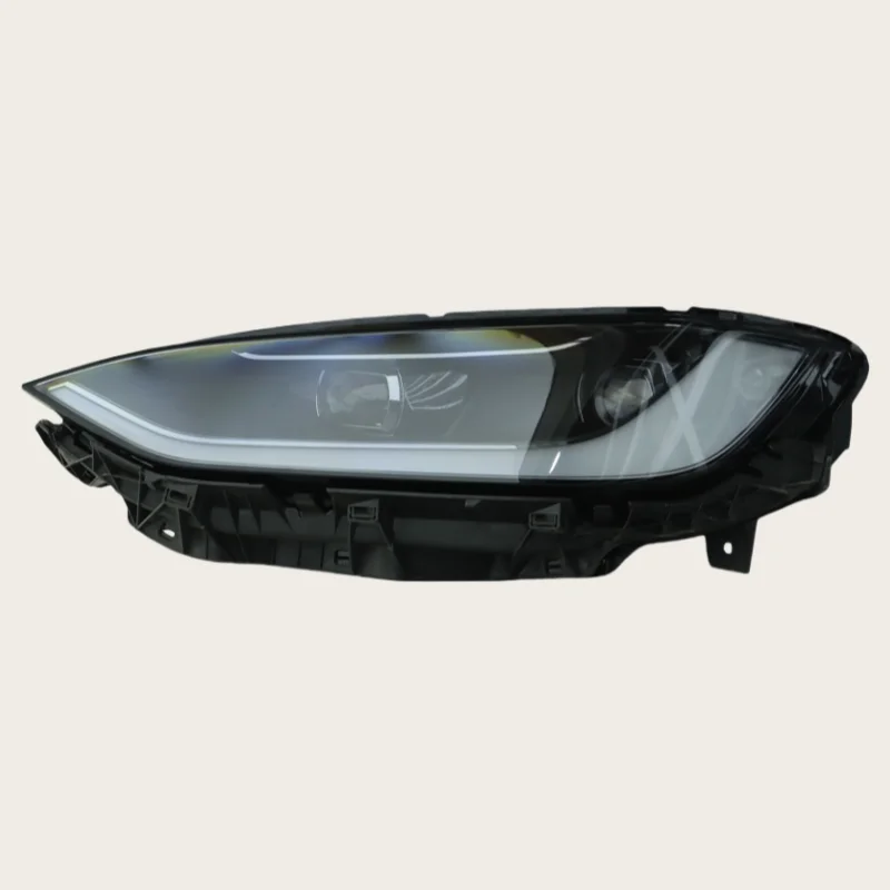 

Фара в сборе светодиодная, новая, OEM 103431400G 180004000C 103431500G 180004100C