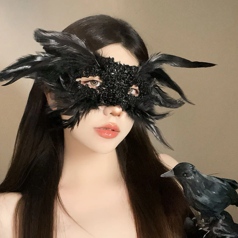 

Women Deluxe Half Mask With Sequin Flowers Feather Costume Accessories Themed Parties Halloween Sexy Prom Cosplay Carnival Black