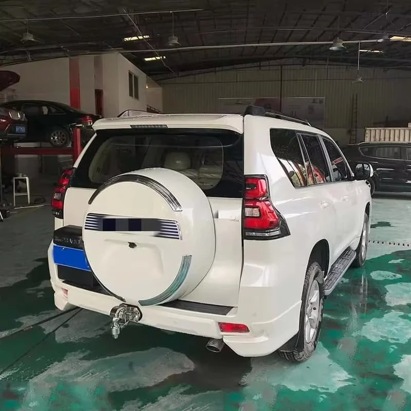 The Body Kit of Prado Land Cruiser 150 Was Changed From the Old Version to the New Version and Was Upgraded From 2010-2017 to 20 6