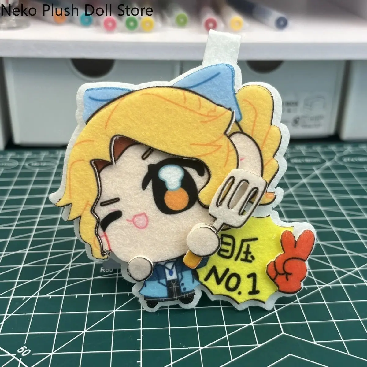 Identidade v jornalista alice deoss cosplay dos desenhos animados bonito q-versão tecido não tecido chaveiro saco pingente adornar acessórios