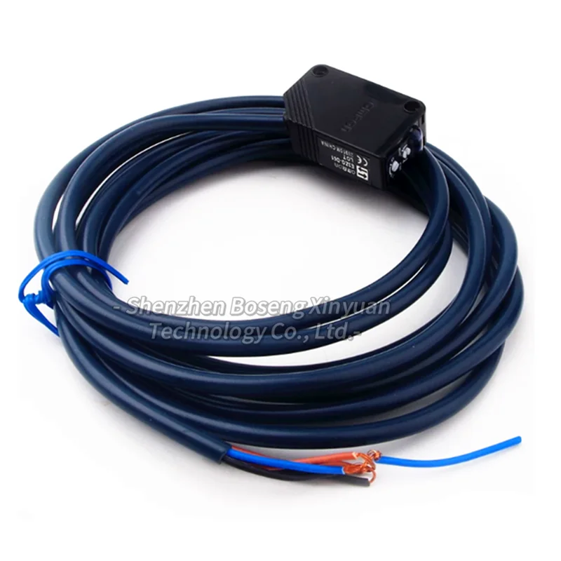 1PCS NEW E3Z-D61 E3Z-D62 E3Z-R61 E3Z-T61 E3Z-LS61 E3ZG-D61 E3ZG-D62 E3ZG-R61 E3ZG-T61 E3ZG-D61-S E3ZG-D62-S sensor