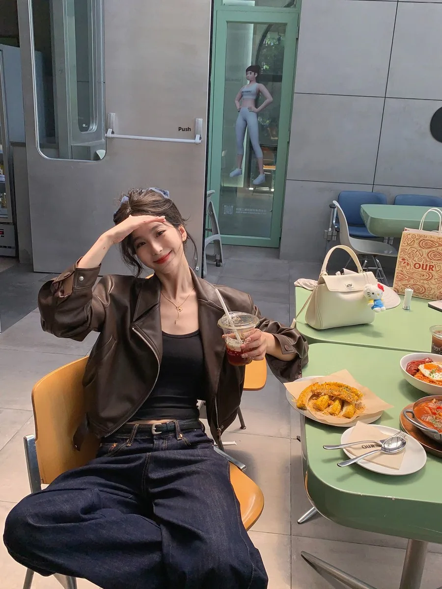 SMBL RAIN 2024, neuer Damen-Biker-Lederjacke, Kaffeefarbe, Street Sle ort Sve, langer Mantel, schmale Passform, PU-Material