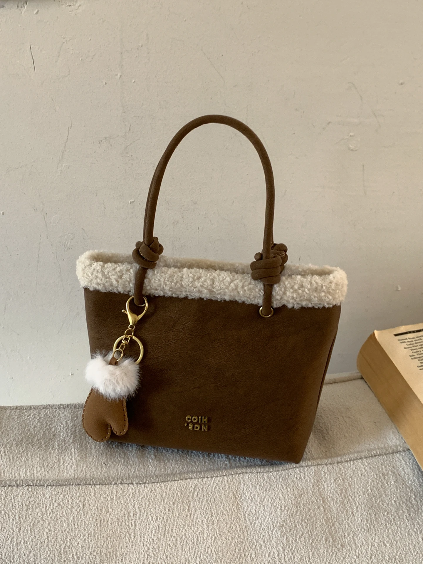 

Retro Plu oulder Bag Women's 2025 New High Quali Buet Bag Office Commute Single oulder Slant Cross Bag