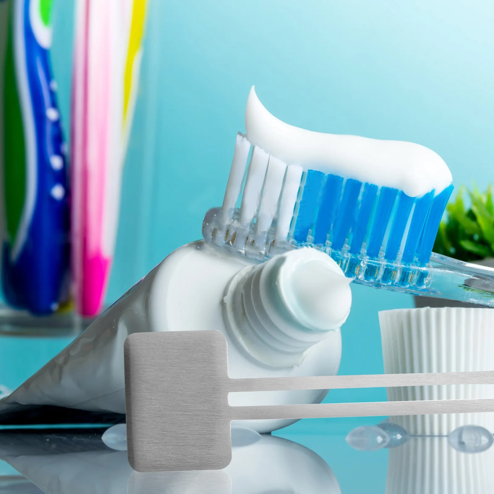 

4pcs Stainless Steel Toothpaste Squeezer Dispenser Manual Tube Presser For Bathroom Household Cream Ointment Applier Tube