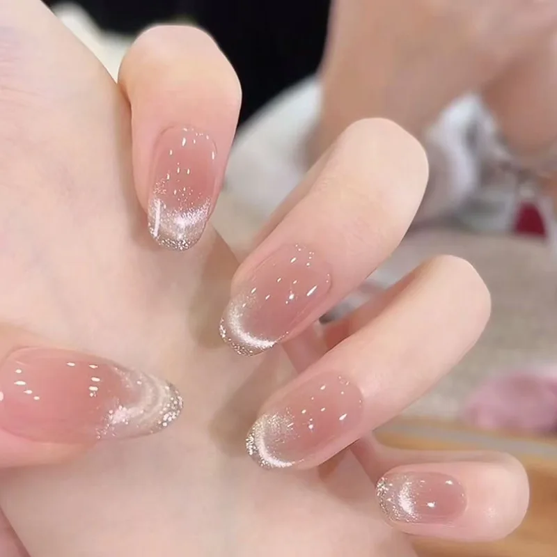 เล็บปลอมอะคริลิคแบบกดติด 3 มิติ ลายตาแมวเมทัลลิก สีนู้ดชมพูฟ้า แบบถอดได้