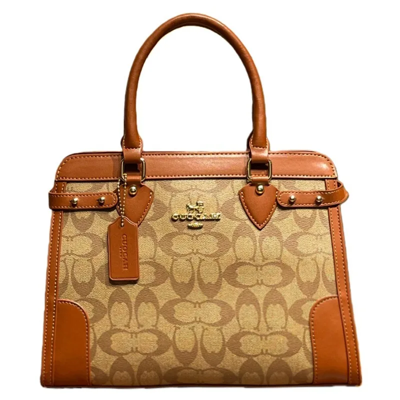 Classic Elegant Crossbody Bag For Women Made Of Premium Leather Luxury Brand And Famous Designer
