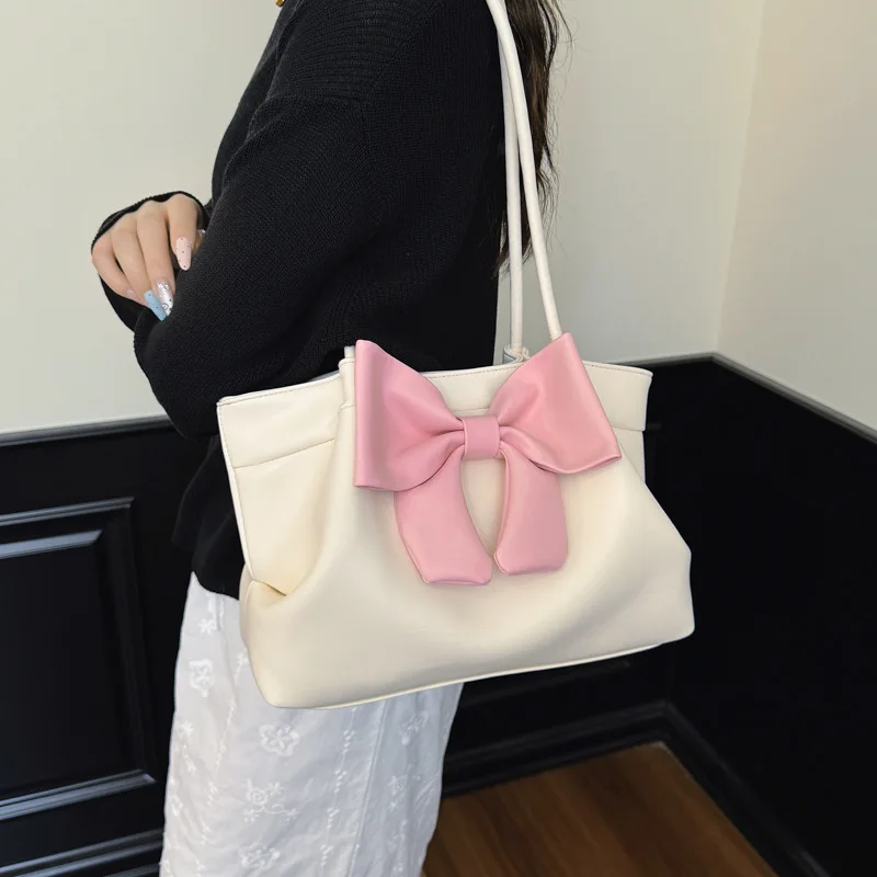 

Fashionable and unique large capacity handbag simple New shoulder bag for summer 2026 Women's tote bag.