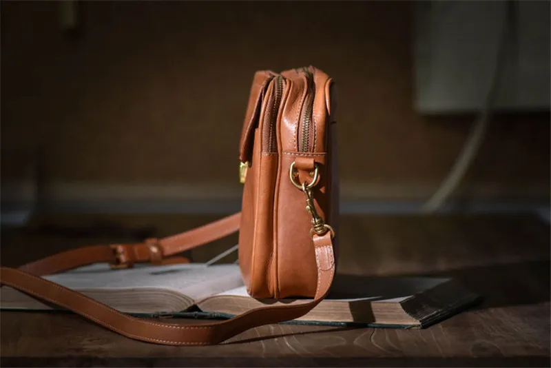 Vintage Luxury Genuine Leather Men's Messenger Bag Handmade Outdoor Leisure Daily Natural First Layer Cowhide Ttens Shoulder Bag